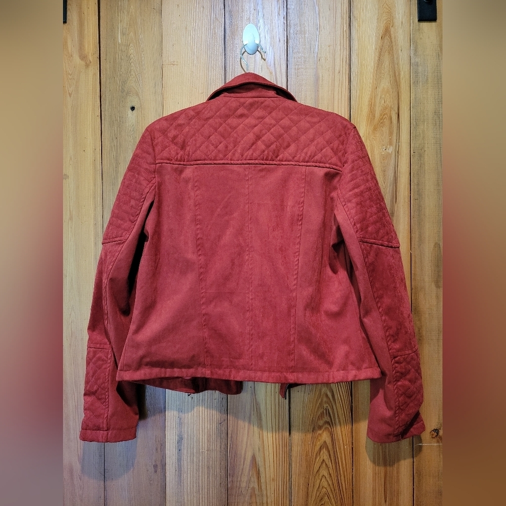 Women's Red Faux Suede Jacket with Quilted Sleeves - Picture 6 of 12